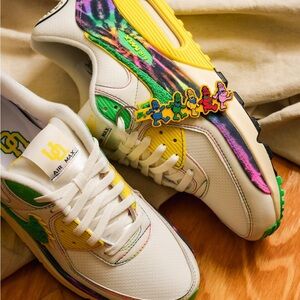 Nike x Grateful Dead Air Max- size 9- NEW with Box